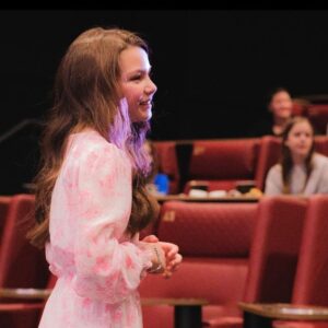 Mila Harris Instagram - 🎞Movies are meant to make us feel, reflect, and react. Experience it with others and then talk about it, and you will be amazed by what movies can teach you about life! 🥰 #motivationmonday #whyidowhatido #movie #magic #learn #grow #think #feel #reflection #reaction #helpingothers #teach #change #life #love #dream #discussion #motivation