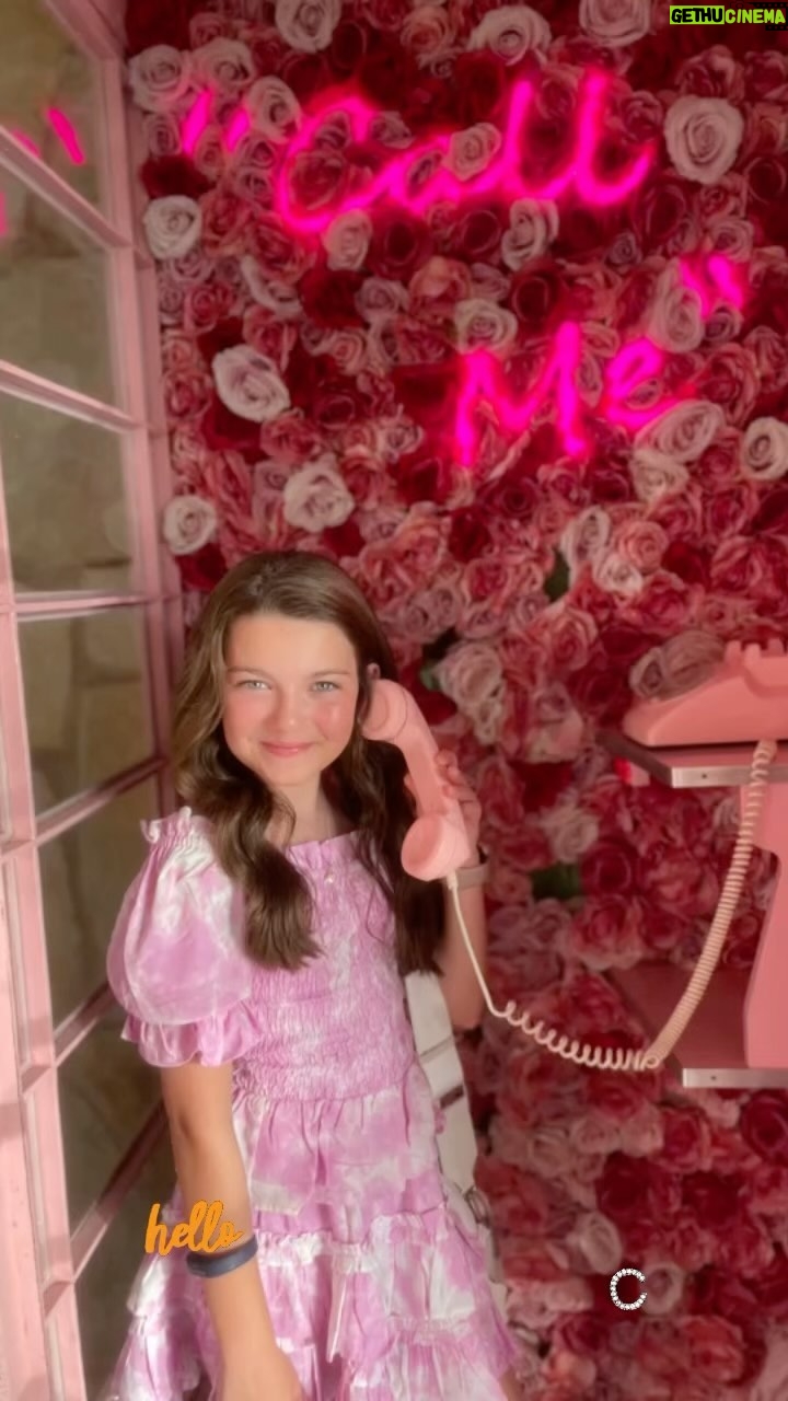 Mila Harris - 1.5K Likes - 📞 My vibe for the week 😜 Work hard, stay focused, and bring positive energy, and big things will happen! 💗 #motivationmonday #positivevibes #callme #work #actorslife #bigthingscoming #believe #dream #energy #love #life #focus