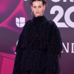 Milena Smit Instagram - Anoche en los @latingrammys @rosalia.vt fue pura magia 🕊️✨ Muchas gracias a @yslbeauty por acompañarme una noche más, fue un placer poder disfrutar de tanto talento 🤍
