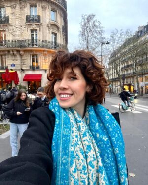 Militta Bora Instagram - c'est n'importe quoi !! 💙🤍❤️