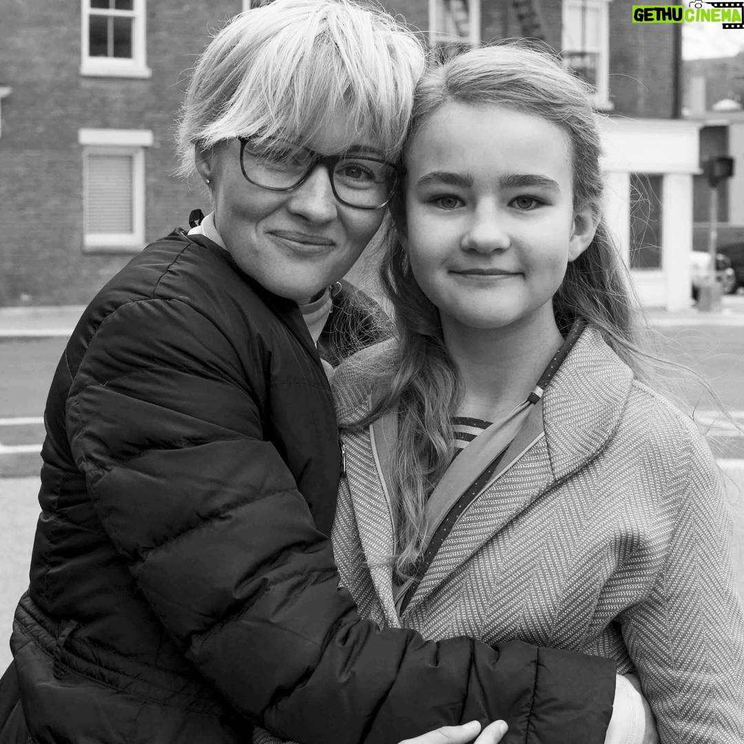 Millicent Simmonds Instagram - Love you Mama ❤
