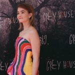 Millicent Simmonds Instagram - It would be an understatement to say last night was a dream come true. Thank you @greyhousebway @levihollow 🤟🏼🖤🧶 Photography @jennyandersonphoto Styling: @thomascarterphillips Makeup: @kirinstagram Hair: @_marcosantini1