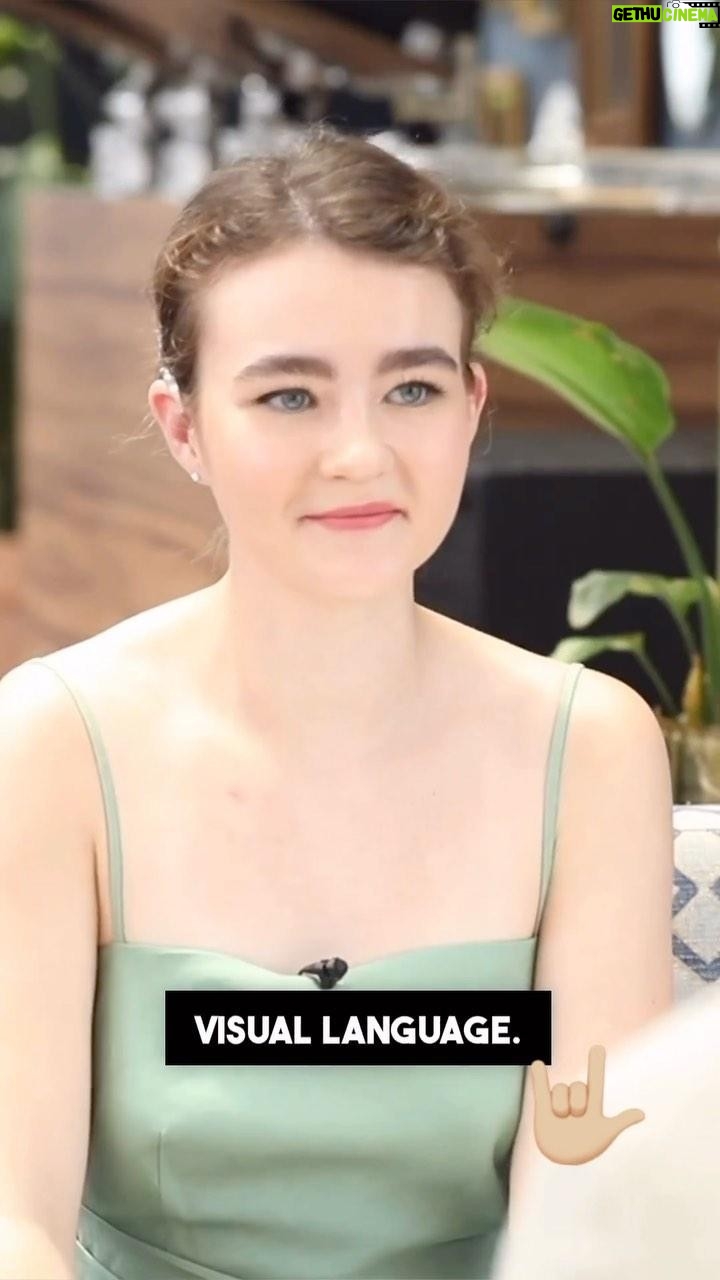 Millicent Simmonds Instagram - I had the pleasure of finally meeting @paulwontorek and chatting about the beauty of #asl #americansignlanguage on Broadway and more. Link to interview in bio 🤟🏼 @thebroadwayshowtv @greyhousebway