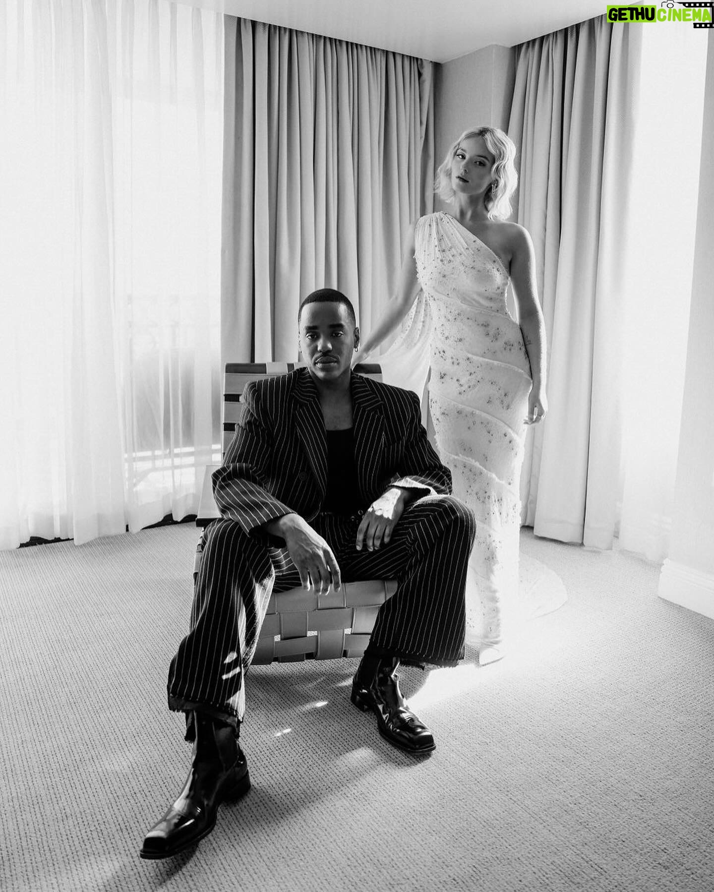 Millie Gibson Instagram - Swingin’ into our LA premiere🎙️🌴🪩🎞️🎟️ (..yes we ended up at in and out 🍔) You’re all so special, thank you for everything 🫶🏻 Photographer: Jessica “Yeya” Chávez, @thisisyeya for @elleuk ‘Get Ready With Me’ @nishajohny & @jonathanjacobs_ Stylist: Jenny Kennedy, @jennedykennedy, wearing @fendi Hair: Narad Kutowaroo, @naradkutowaroo Makeup: Tori McConkey, @torimcconkeymakeup Tan: @dolceglow @publiceyecomms @sainoutalent @disneydoctorwho @bbcdoctorwho