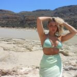Millie Taylforth Instagram - lost in paradise 🏝️