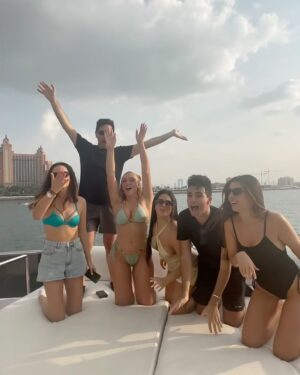 Millie Taylforth Instagram - Dubai you were fun.. until you weren’t 🙃