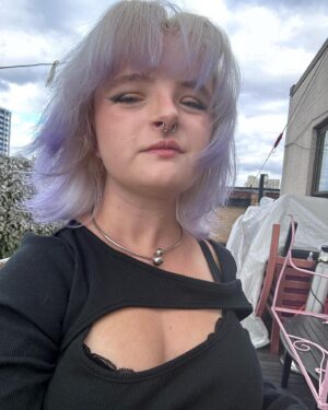 Milly Shapiro Instagram - 🦅Windyyyy🦅