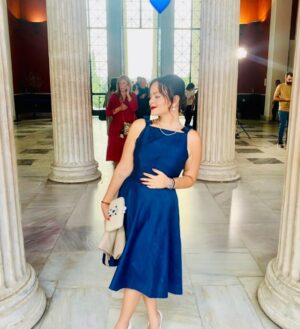 Mimi Denissi Instagram - Χρόνια πολλά στην Μαριτινα μου !!Στον θησαυρό κ την χαρα της ζωής μου. Έχω ζήσει μεγάλες επιτυχίες κ εντονες στιγμες ευτυχίας  κ είμαι ευγνώμων για όλα τα καλά που μου έχει χαρίσει η ζωη. Αλλά πάνω από όλα είμαι ευγνώμων που απέκτησα ένα τόσο καλό παιδί !! Είμαι περήφανη γι αυτήν κ παρακολουθώ κάθε βημα της με θαυμασμό καθώς αγωνίζεται για να προοδεύσει σε κάθε τομέα. Να σε χαιρόμαστε κοριτσάκι μου!! @maritinadns @thanosdns_ #birthdaygirl #motheranddaughter #godblessyou