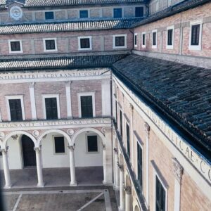 Mimi Denissi Instagram - Μια υπεροχη ημέρα στο Urbino. Περιμένοντας την πρεμιέρα μας. 

#urbino #vivaitalia #smyrnathemovie