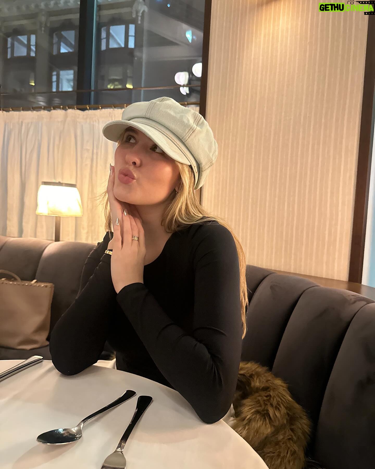 Mimi Webb Instagram - tiny tour dump so far ⚡️the love on ‘mistake’ so far has been incredible thank you so much I love you guys sooooo much❤️ little surprise coming for you this week !!