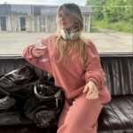 Mimi Webb Instagram - life lately ✨💓👅🌙💫⚡️🌸