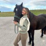 Mimi Webb Instagram – meet my horsey life 🫀❤️