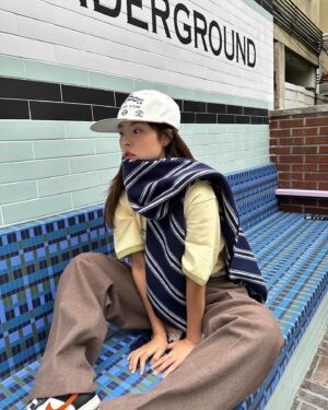 Min Do-hee Instagram - 🤎🍀🧢🧣🧸