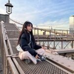 Min Do-hee Instagram - 🌉