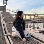 Min Do-hee Instagram - 🌉
