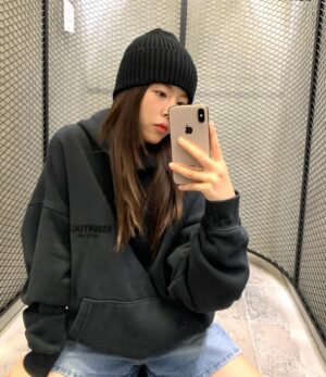 Min Do-hee Instagram - 😎🖤

#club21multilabel
#fearofgodessentials