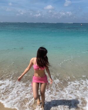 Min Do-hee Instagram - ☀️👙🌊🏝️