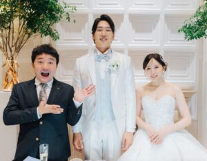 Mina Ōba Instagram - 🕊️
　
結婚式の思い出投稿に
お付き合い頂きありがとうございました！
　
結婚式を挙げると決めてから
知らないことだらけでとにかく驚きました☁️
いっぱい悩んで相談してを繰り返して
時には爆発したりもして
でも準備しながら楽しさも感じたり
思い出たくさん作れたり
めちゃくちゃいい経験になりました😌
　
なにより自分の周りに居てくれる
お友達、家族、たくさんの方々に協力してもらいました。
感謝してもしきれないくらいです！
この気持ちはこれからしっかり返していきます🪽
　
はぁ~楽しかった☺️🪽
　
#wedding #結婚式 #プレ花嫁 #卒花嫁 #アニ花嫁 #アニヴェルセルみなとみらい