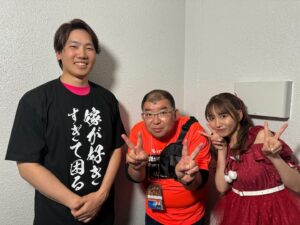 Mina Ōba Instagram - 第7回ももいろ歌合戦にて
「 推しとオタクと嫁の共演 」という
素敵な機会をくださった
ももクロちゃん、関係者の方々、モノノフの皆様
そしてなによりあーりん
本当にありがとうございました☺️🍑
　
アイドルってやっぱり素晴らしい👏🏻
　
素敵な思い出を作っていただいたので
これを糧に今年はより素敵な一年になるように
頑張っていきたいと思います。
今年もどうぞよろしくお願いします🪽
