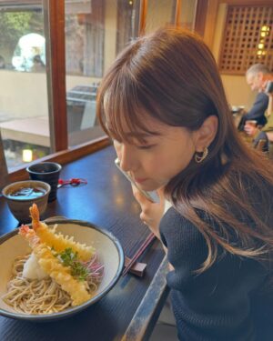 Mina Ōba Instagram - 結婚式の思い出投稿は
式場からデータ来てから載せる🌿
　
なので新婚旅行の思い出を😌

まずはずっと行ってみたかった京都🍃
ゆっくり、のんびり、過ごせて
とってもリフレッシュできました。