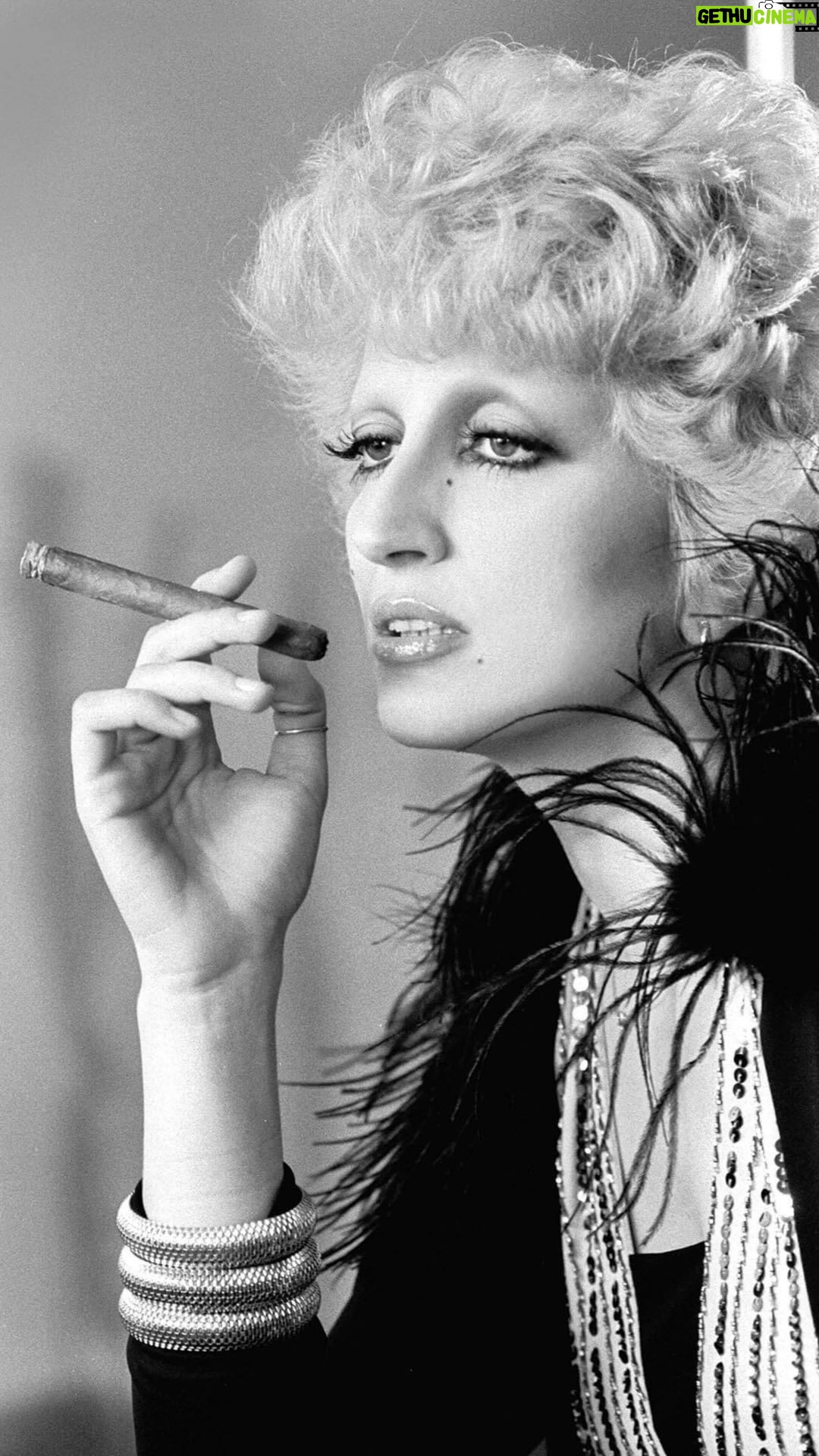 Mina - 7.8K Likes - ET PUI ÇA SERT À QUOI
Archivio PDU | 1974
Foto: Mauro Balletti