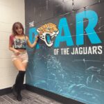 Mina Shirakawa Instagram - It was a great honor to visit Jacksonville, the home of AEW.🥰 #AEWDynamite #Jacksonville #florida #prowrestling