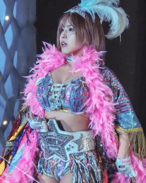 Mina Shirakawa Instagram - May 27th....I went through hell.
I'll never forget.

A year has already passed...,but I'm not satisfied with who I am now.

I wanna be stronger.

5・27 忘れもしない　地獄の日。
もう1年も経った。
この時はなかなか立ち直れなくて。悔しくて悔しくて。とにかく周りに色々話を聞いてもらったなぁ。あーもう無理かもって思うこと、私だってあるよ。
だけど今もまだプロレスしてるし、応援してくれる人が沢山いる。

現状に満足は全く出来ていなから、やるしか無いんだよね。

自分で自分の道を、正解にしなくちゃいけない！

#STARDOM #MinaShirakawa #prowrestling