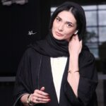 Mina Vahid Instagram - رواق منظر چشم من آشیانه توست کرم نما و فرود آ که خانه خانه توست من آن نیم که دهم نقد دل به هر شوخی در خزانه به مهر تو و نشانه توست #بازیگر#بازیگران_زن #ساخت_ایران_۳ #سینما #سریال photo by:@soroushmn_