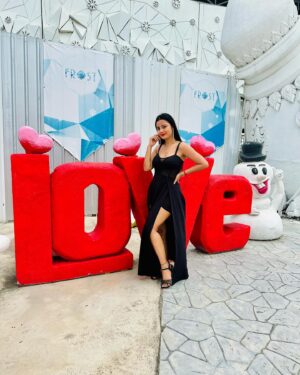 Minakshi Jaiswal Instagram - Bts Telgu Movie ❤️ #bts #telgumovie #pataaya #thailand🇹🇭 #actress #shootdaires #Minakshijaiswal #Mumbai