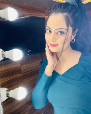 Minakshi Jaiswal Instagram - 💙💙💙💙💙 #bts #movie #actress #Minakshijaiswal #Mumbai #vizag #withregram
