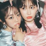 Minami Minegishi Instagram - 古田新太さん、さらば青春の光 森田さん、そしてこじはる先生！豪華なゲストを迎えての対談ページは、それぞれ全く違う関係性が見えて面白くなっていると思います。古田さんとは舞台「ロッキー・ホラー・ショー」でのお話や、これからお芝居のお仕事をさせていただく上でのアドバイスをいただいたり。森田さんとは初めて共演した時のお話から、最近のバラエティーでの振る舞いについてなどなど、陽菜はいい時も悪い時もそばで私を見てくれていた人ならではの話をしてくれました。相手によって私のスタンスが全然違うところが自分で読んでみて新鮮でした！皆さんにはどう映るでしょうか... そして日頃お世話になっている方へのアンケートページでは、さっしー、たかみな、テレビプロデューサーの佐久間宣行さん、10年来の親友で同居人でもあるわかちゃん、てっちゃんにも協力してもらっています！そちらもお楽しみに。 まさかはるなと2人でこんなにお洒落な写真を撮ってもらえる日が来るとは...お気に入りすぎる一枚♡ #峯岸スタイルブック #短所ネガティブ長所ネガティブ #ネガネガ