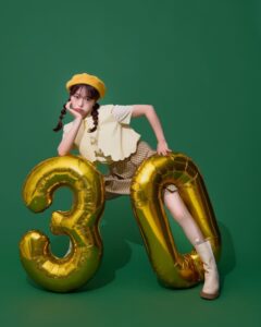 Minami Minegishi Instagram - 20代、まじしんどかったけど超楽しかったな。 30代もよろしくお願いします☆