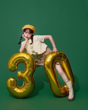 Minami Minegishi Instagram - 20代、まじしんどかったけど超楽しかったな。
30代もよろしくお願いします☆