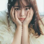 Minami Minegishi Instagram - 9月1日に私のスタイルブック「短所ネガティブ 長所ネガティブ」が発売されます！ 普通、長所の方を先に発表すると思うんですけど、短所だと思っていたところが最近は長所でもあるのかな...？と思い始めてきた。そんな思いを込めてタイトルをつけました。 発売までしばらくスタイルブック関連の投稿が続きますが、少しでも興味を持ってもらえたら嬉しいなと思ってます。お付き合いください。 ただいま予約受付中でハイライトからAmazonのリンクに飛べますのでぜひチェックしてね〜！