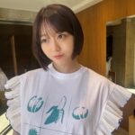 Minami Minegishi Instagram - ちょっと前に、、ジョッキリ✂️ 肩にかかってハネてしまう日々からおさらばしたけどまだ目が慣れず。結局私はどれぐらいの長さが似合うと思いますか？笑 @yuu_hotta ちゃん、いつもなんとなくのリクエストを素敵に形にしてくれてありがとう♡