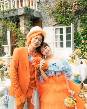 Minami Minegishi Instagram - すでにご存知の方もいらっしゃると思いますが、いつも応援してくださっている皆様にご報告です。

----------------------------------------------------

この度、私峯岸みなみは東海オンエアのてつやさんと結婚しました。

てつやさんは、ネガティブな私をいつも近くで励まし、前を向かせてくれる存在です。
彼に出会ってから毎日朝起きるのが楽しみになり、そんな日々を重ねていくうちに
これからもずっと一緒にいたいと思うようになりました。
過去も、弱いところも、大きな心で受け止めてくれる彼の優しさがそばにあるだけで、
私は本来持っている以上の力を発揮できる気がしています。

このご縁に感謝して大切に育んでいきながら、
峯岸みなみとしてのお仕事にもこれまで以上に精一杯努めてまいります。

応援してくれている皆様、お世話になっている皆様のおかげで今の私があり、
今日このようなご報告ができることを嬉しく思います。
いつも本当にありがとうございます。

これまで2人を応援してくださったファンの皆様に安心して応援していただけるように
いいところはそのままに、手を取り合って一緒に成長していきたいと思います。
これからも温かく見守っていただけると幸いです。

　　　　　　　　　　　　　　　　　　　峯岸みなみ

----------------------------------------------------