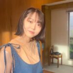 Minami Minegishi Instagram - 髪を切った時の動画、YouTubeにアップしました。見てくれたかな？ 今回、久しぶりのボブを私に似合うように完璧に仕上げてくれたのはもう10年以上お世話になっている @yuu_hotta ちゃん。可愛くて優しくて癒しの存在。人前苦手なのに動画に協力してくれて本当にありがとう🫶🫶