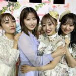 Minami Takahashi Instagram - みーおん、総監督本当にお疲れ様でした！ 皆んなに愛される素敵な総監督だったね🥹 所属事務所が一緒なので時々会社で一緒になったり、連絡をくれたり、マネージャーを交えてご飯に行ったり。 AKB48を愛しているからこその悩みや葛藤。こんなにAKBを愛している子が総監督で良かったなと思いつつも、苦しい日も多かっただろうなと、、本当にお疲れ様でした！ 少しでも肩の荷が降りて1メンバーとしてAKB48の活動を楽しめると良いな😊 4代目総監督は倉野尾成美ちゃんに！ 皆んなで繋いできた歴史のバトンが4代目に渡るというのは考え深いですね。 2人とも頑張りすぎず心を大切にこれからの活動を楽しんでね✨ #3代目総監督 #総監督みーおん #お疲れ様 写真は歴代総監督🌸