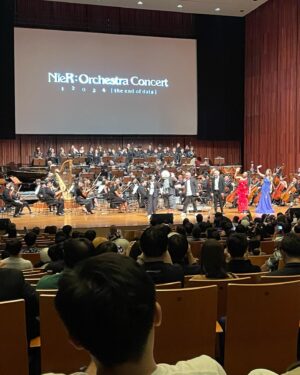 MindaRyn Instagram - วันนี้ไปดู NieR:Orchestra Concert 1 2 0 2 4 [ the end of data ] มาค่ะ ตอนแรกคิดว่าจะไม่ได้ไปซะแล้ว แต่ตารางงานที่ไทยโป๊ะเชะพอดีมาก ดีใจมากๆ ได้ไป🥹

รู้สึกได้ว่าอเรนจ์ใหม่แทบจะหมดทุกเพลง แน่นขึ้น อลังการขึ้น แล้วทรานซิชั่นระหว่างเพลงเนียนกริ๊บมาก ขนลุกตลอดคอนเสิร์ตเลยค่ะ😭

ทำเอาอยากกลับไปเล่นเกมอีกรอบเลย หึ้ยยยย

—————————

I went to NieR:Orchestra Concert 1 2 0 2 4 [ the end of data ] today! I thought I couldn’t go this year but fortunately my work schedule match perfectly!!🥹

The arrangements were all brand new just for the concert! I love that all the transitions was so smooth! So phenomenal and immersive!! I got goosebumps all the time!

Now Im starting to feel like to re-play the game again lol

—————————

NieR:Orchestra Concert 1 2 0 2 4 [ the end of data ] に行った！
行けないと思ってたんだけど、タイでの仕事が決めて、戻るタイミングがめっちゃちょうど！行けて本当に嬉しかった！🥹

アレンジは全部Brand new!このコンサート特別だった！ずっと鳥肌！😭

もう一回ゲームやりたくなってきた〜