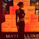 Mine Kılıç Instagram - @buketkahraman 🌹 @instyleturkiye #instyle200 #partywithmaybelline @huseyinpolatofficial ❤️🙏🏻❤️