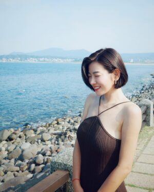 Mini Chao Instagram - 好想看海～🌊🌊🌊

上次有人跟我聊～
覺得我變漂亮了～💎

我覺得女人的價值要靠自己創造
首先 #你要懂得愛自己 
  #千萬不要活在別人的嘴👄

認同的請 1