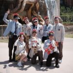 Mini Chao Instagram - 等了9年的 #綜藝玩很大 去釜山5天，我一休息就是呈現這個狀態～我骨頭都要散了。 我之前就有「頸椎退化脖子骨刺」 「腰椎也有退化」～ 「心臟瓣膜脫垂」還有「暈眩症 」 「熱尋麻疹 」～所以一直不敢參與外景節目就怕自己身體撐不下去 表現不好⋯⋯很謝謝我家最美經紀人 #Lulu 怕我日子過得太安逸幸福胖 幫我接了這個通告跑跑跳跳 操練一下。 這幾天錄影下來真的好感動，好幾次都紅了眼眶～ 一起努力一次衝刺的感覺真好。 我知道我還不夠好 但 #綜藝玩很大 #紅隊 #黃隊 讓我看到原來我是能突破自己 我有無限的可能🩵🤍🩵🤍 謝謝你們的照顧，沒拍戲的日子裡 還上綜藝節目 跑跑外景 真的很幸福～謝謝觀眾需要我 ⋯謝謝製作單位給我滿滿的機會。 謝謝 #Lulu 下週還幫我接了實境節目，我再這樣操下去～我真的可以報名鐵人三項 ，我現在全身好結實～ 腿壯壯的 屁股翹翹的 連下顎線都出來打招呼🙋‍♀️ @mr.player.tw