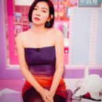 Mini Chao Instagram – 38歲後～ 我發現我要的很簡單
下班後 ～我只想平凡的生活～❤️

我不想跟以前ㄧ樣 活在別人的嘴裡
人生無常～你不知道下一秒的自己會如何

請開心的生活 開心的大笑 開心的大哭

#致那個勇敢的自己 
#希望你們也能跟我一樣
人生很短 用力的愛自己🤍

美美的經紀人📷： @lu_0227