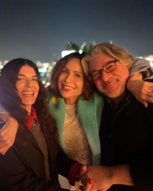 Minnie Driver Instagram - #christmas eve with a selection of beloveds. What a blinking JOY…And wearing what has now become known as my 💘💫dopamine coat 💘💫 @miramikati @iknowbrianawitan @rockyallegra @melissasmithiam @jesvnew @allyvalenti * Bill   my Hen 💫🎄💫