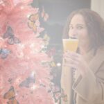 Minnie Driver Instagram - 🍸🍹🍸🍹💫💫💫🎄🎁☀️just arrived ‘home’ for #christmas #partytime . Love you longtime 🏰