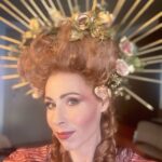 Minnie Driver Instagram - Work/werk/play/player . What a year. Thanking my: 1/ lucky stars 2/ family 3/ work teams 4/ all the a**holes who forced me to breathe and make better choices. 🤍💫🤍