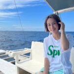 Minori Inudo Instagram – #海最高
#夏休み 
🏝️

顔うっすいなと思ったら
そういえばすっぴんだと今気づいた🥲