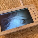 Minori Inudo Instagram - いつも一緒に寝られる時は ぎゅっとして寝てる🩷 ゆうしん1人で寝る時は不安だから @babysensejapan 👶📷置いてるよ☺️ 声も聞こえて安心😮‍💨 今日は別の部屋で寝てるから カメラも移動📹🙆‍♂️コンセントにさしたらすぐ使えるから移動も簡単だね🔌 . . . #PR #出産準備 #ベビーセンス #ベビーセンスホーム #ベビーモニター #ベビーセンサー #ベビー用品 #SIDS