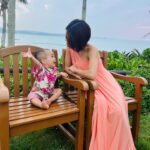 Minori Inudo Instagram - お友達の結婚式で沖縄へ👰‍♀️💒🤵‍♂️ 本当に素敵☺️ 波の音が聞こえるところで...🏝️ おめでとうございます🌸 #沖縄 #海