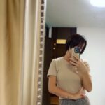 Minori Inudo Instagram - 前髪めっちゃ伸ばしたいわけでもなく でも短くはしたくないからこんな感じになってる🙋 そして 今日からまたゆうしんと1週間少し2人👬 どこ行こうかな〜🚗 #ショートカット女子